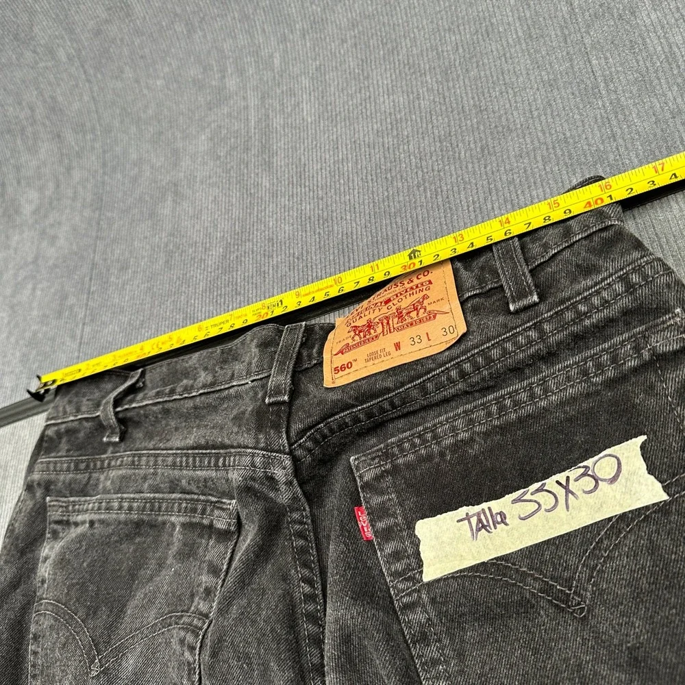 Vintage Levis 560 Loose Fit Tapered Leg Black Jeans Mens 33x30 Made in USA
